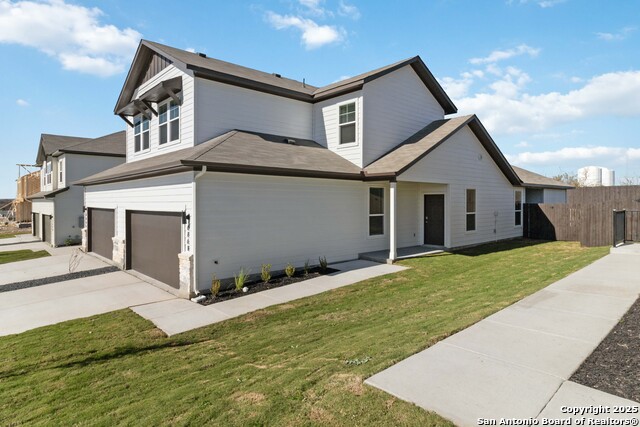 985 Staglin St Property Photo 3