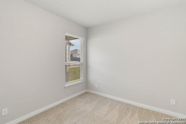985 Staglin St Property Photo 17