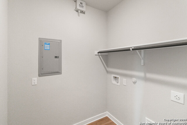 985 Staglin St Property Photo 19