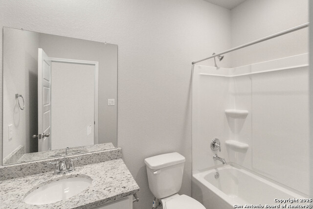 985 Staglin St Property Photo 28