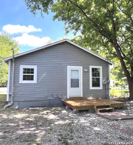 1134 W Harlan Ave Property Photo 3
