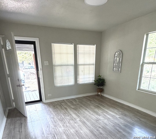 1134 W Harlan Ave Property Photo 5