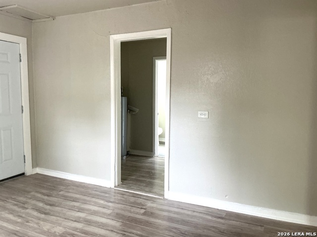 1134 W Harlan Ave Property Photo 6