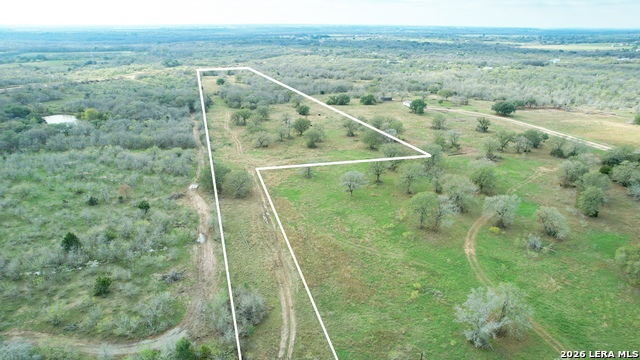 812 Fox Ln Property Photo 4