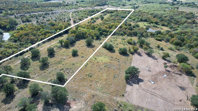 812 Fox Ln Property Photo 7