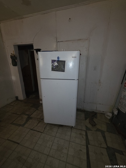 1127 S Jewett Property Photo 15