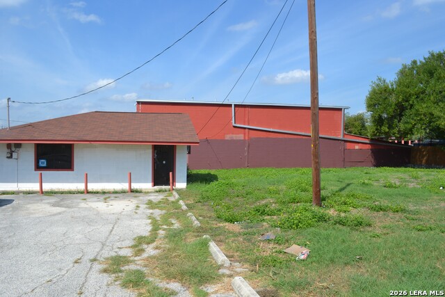 4207 Culebra Rd Property Photo 9
