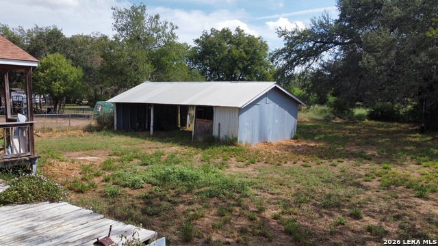 19898 Mitchell Property Photo 9