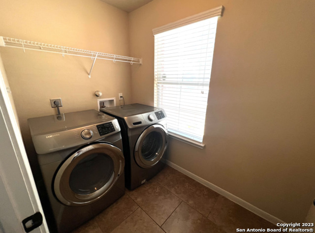10707 Bayhill Den Property Photo 3