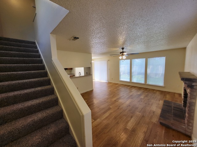 9940 Ardash Ln Property Photo 3