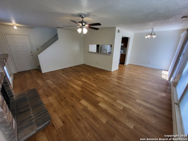 9940 Ardash Ln Property Photo 4