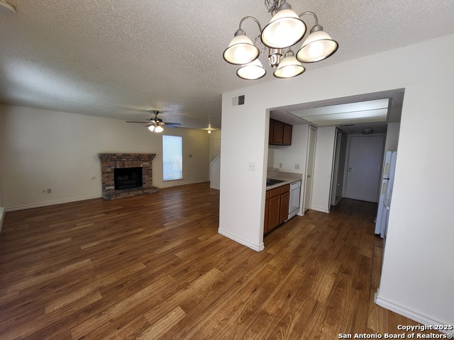 9940 Ardash Ln Property Photo 8