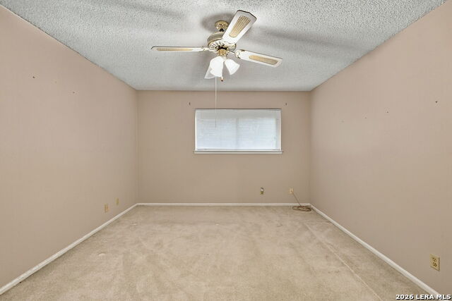 16419 Ledge Point St Property Photo 28