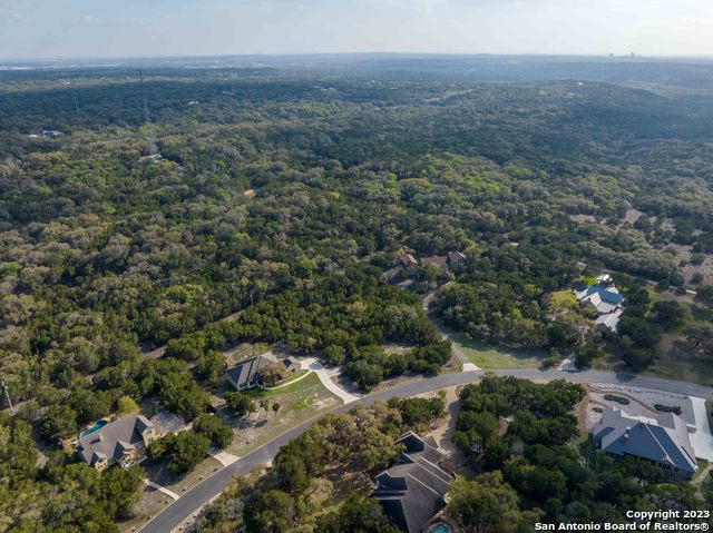 24519 Ripple Way Property Photo 14