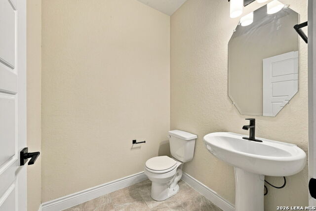 2027 Knippa Property Photo 10
