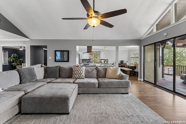 157 Lorne Property Photo 4