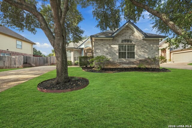 9706 Mid Circle Dr Property Photo 2