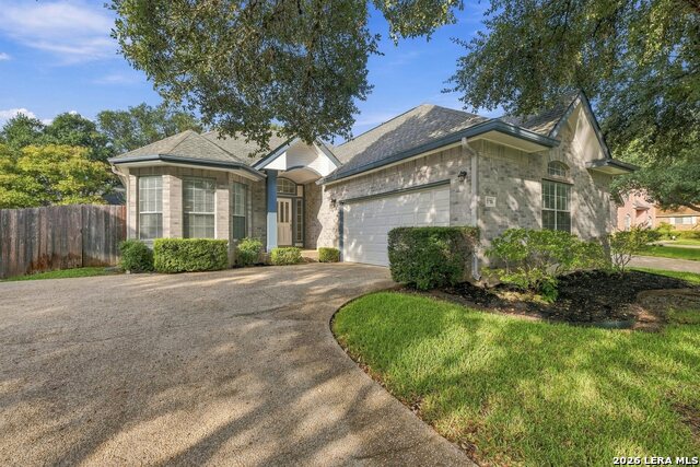 9706 Mid Circle Dr Property Photo 3