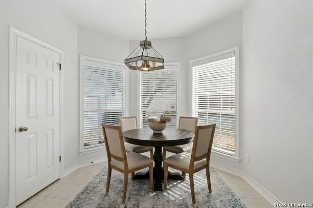 9706 Mid Circle Dr Property Photo 12
