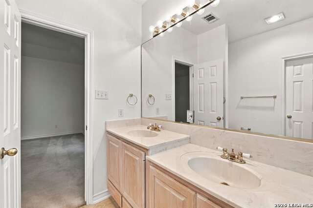 9706 Mid Circle Dr Property Photo 21