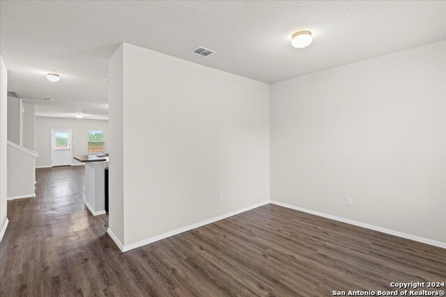 2438 Key Hole View Property Photo 5