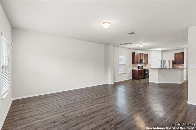 2438 Key Hole View Property Photo 8