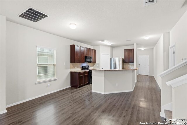 2438 Key Hole View Property Photo 10