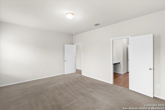 2438 Key Hole View Property Photo 12