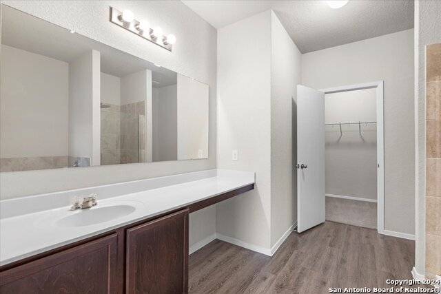 2438 Key Hole View Property Photo 13