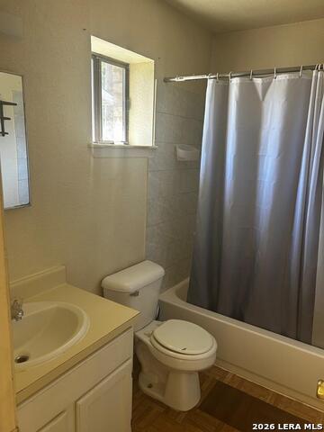942 Colorado St Property Photo 7