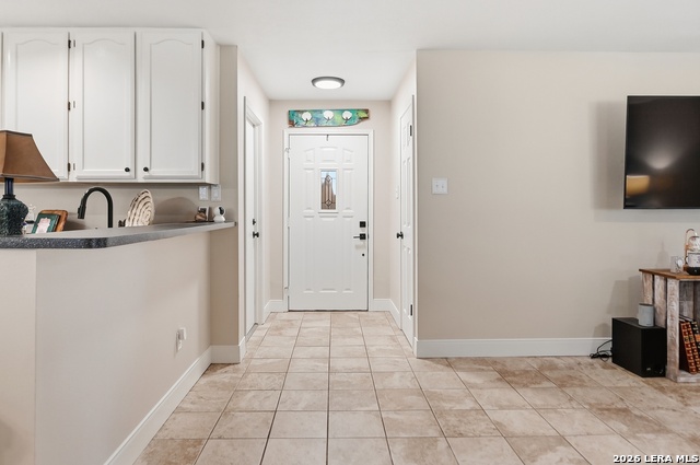 107 Summer Breeze Property Photo 3