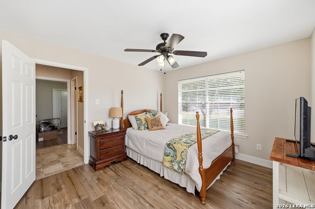 107 Summer Breeze Property Photo 11