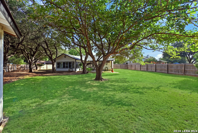 107 Summer Breeze Property Photo 21