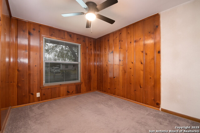 403 Pilgrim Dr Property Photo 11
