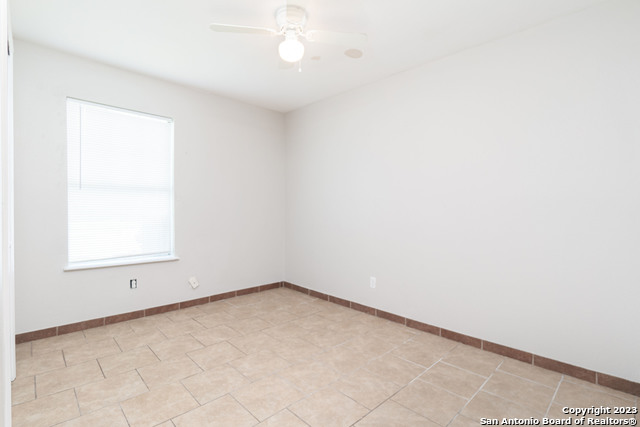 217 Elmo Ave Property Photo 4