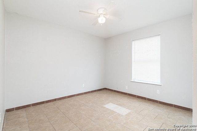 217 Elmo Ave Property Photo 6