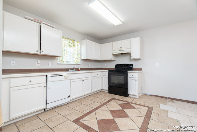 217 Elmo Ave Property Photo 14