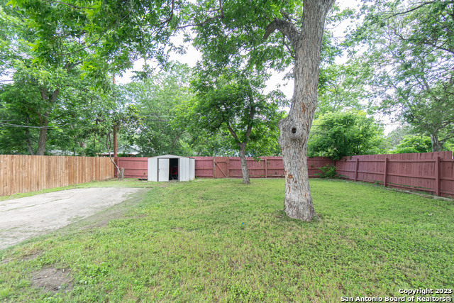 217 Elmo Ave Property Photo 20