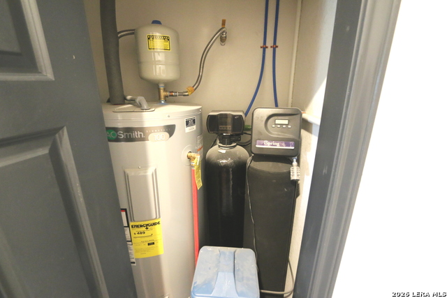 120 Western Way Property Photo 34