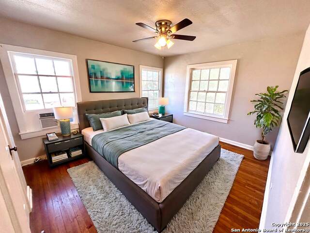 425 Maverick Street Property Photo 8