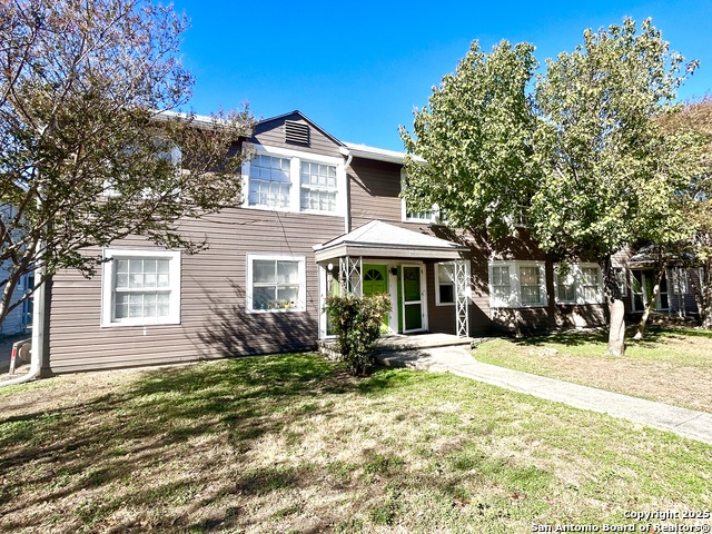 425 Maverick Street Property Photo 12