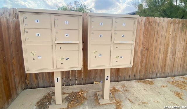 122 Fresno St Property Photo 12