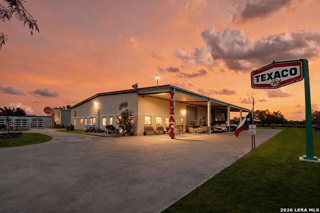 7914 S State Highway 16 Property Photo 7
