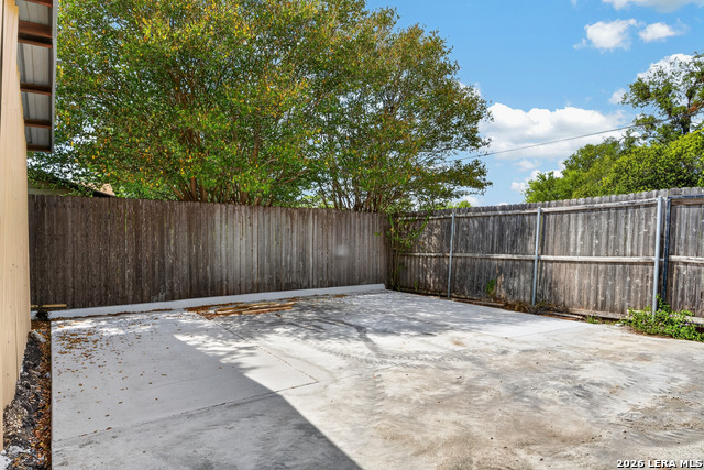295 N Krueger Ave Property Photo 11