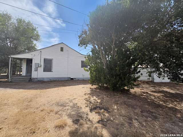 201 Slayden St Property Photo 2