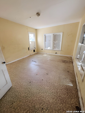 201 Slayden St Property Photo 8
