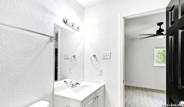 12225 Apricot Dr Property Photo 20