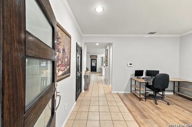 12434 Crockett Way Property Photo 6