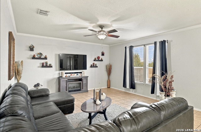 12434 Crockett Way Property Photo 12