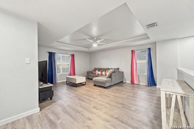 12434 Crockett Way Property Photo 26